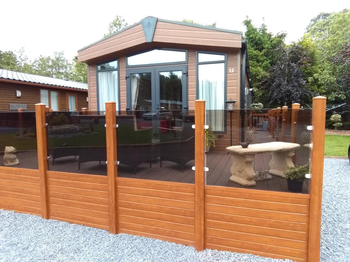 12 Burnside Lodge Auchterarder Esterno foto