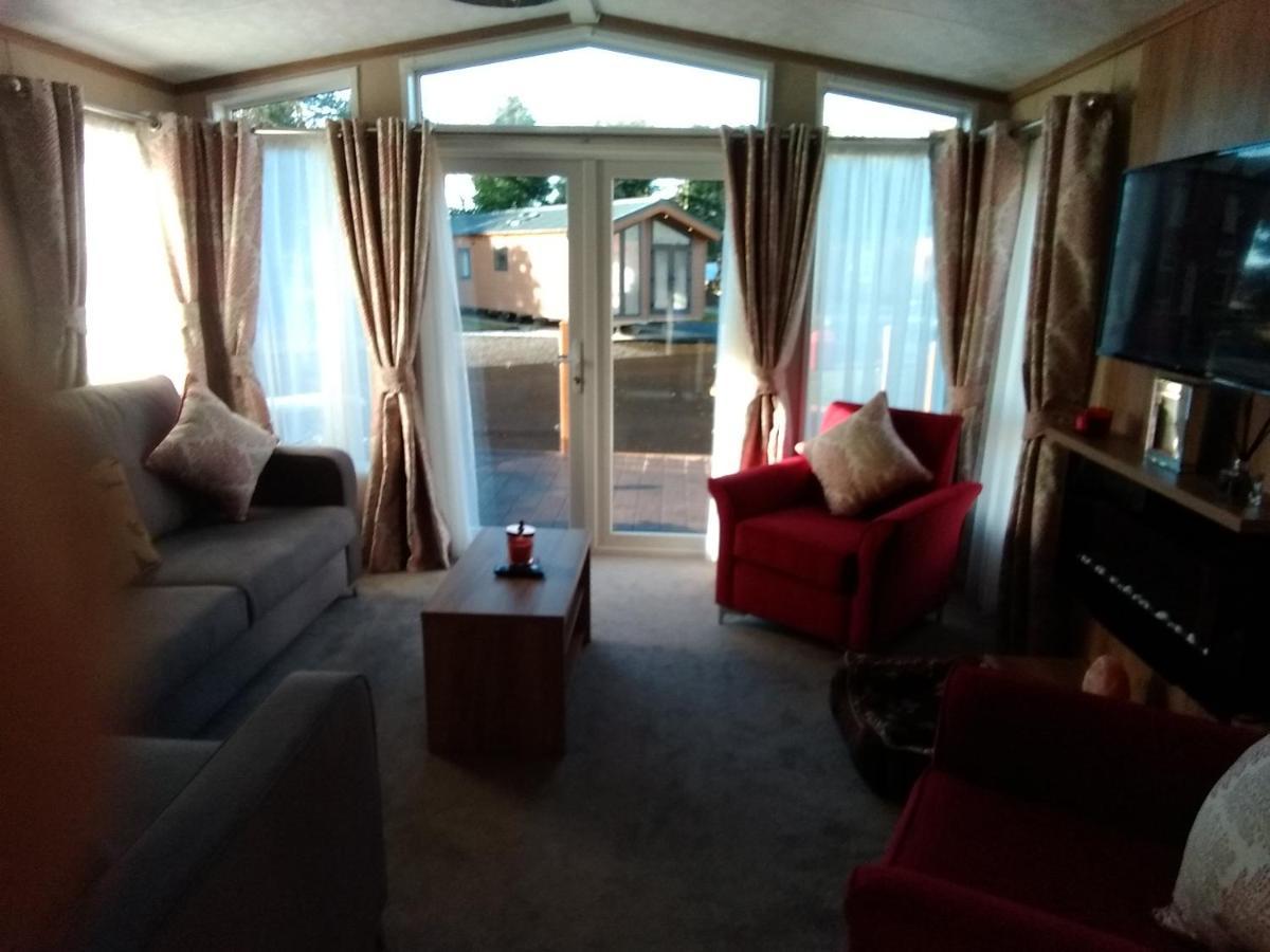 12 Burnside Lodge Auchterarder Esterno foto
